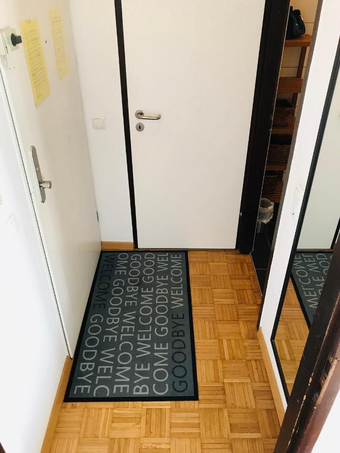 Messe Apartment Koeln West Екстериор снимка