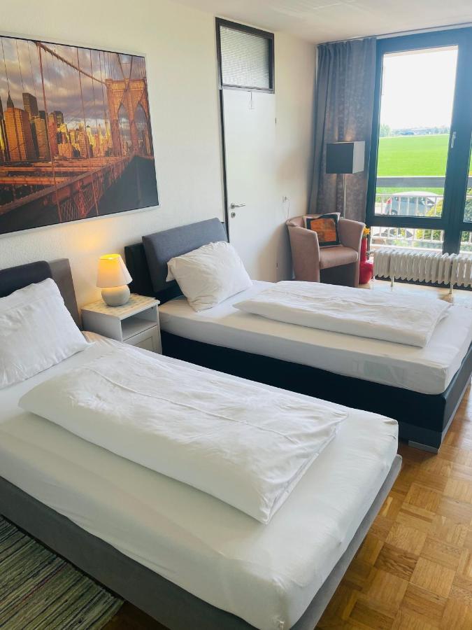 Messe Apartment Koeln West Екстериор снимка