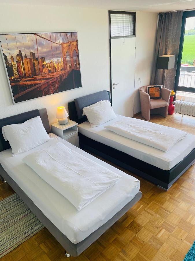 Messe Apartment Koeln West Екстериор снимка